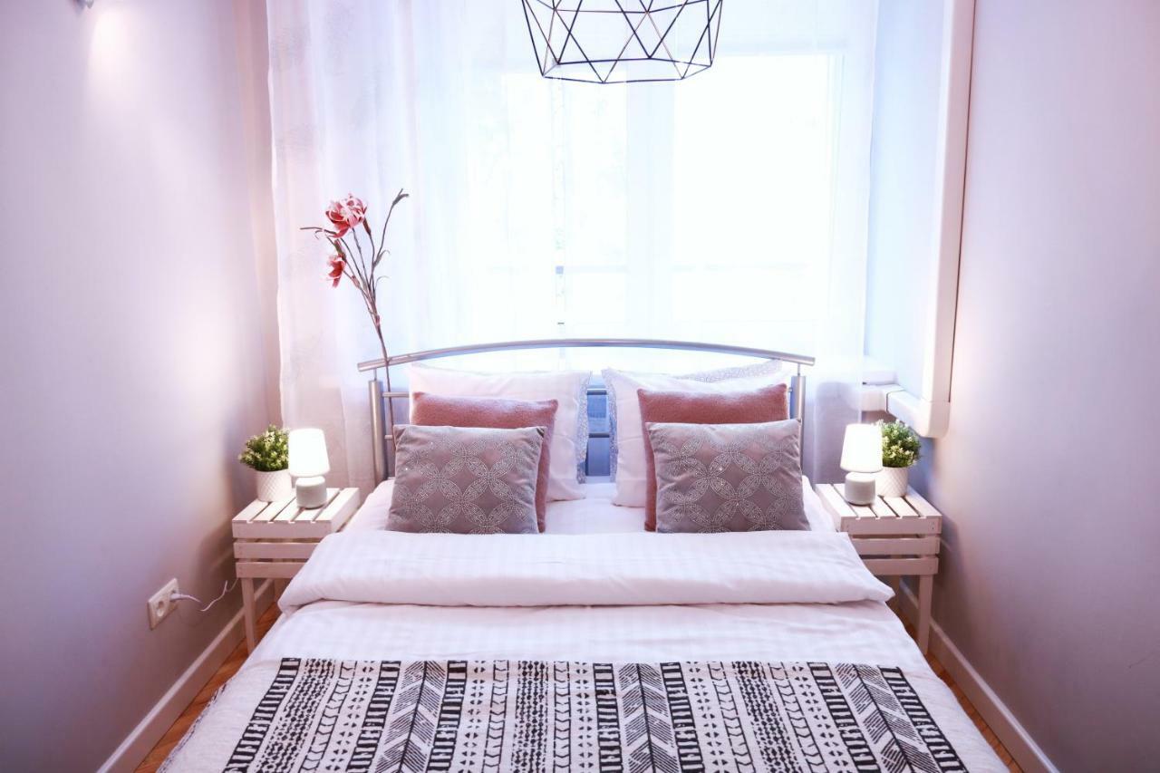 Chill & Explore By Cooee Apartments Varsovie Extérieur photo