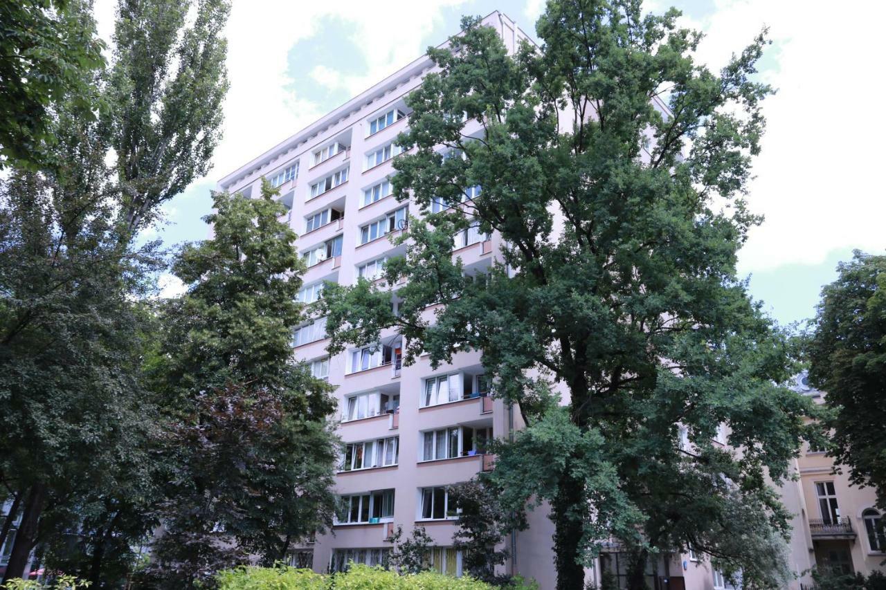 Chill & Explore By Cooee Apartments Varsovie Extérieur photo