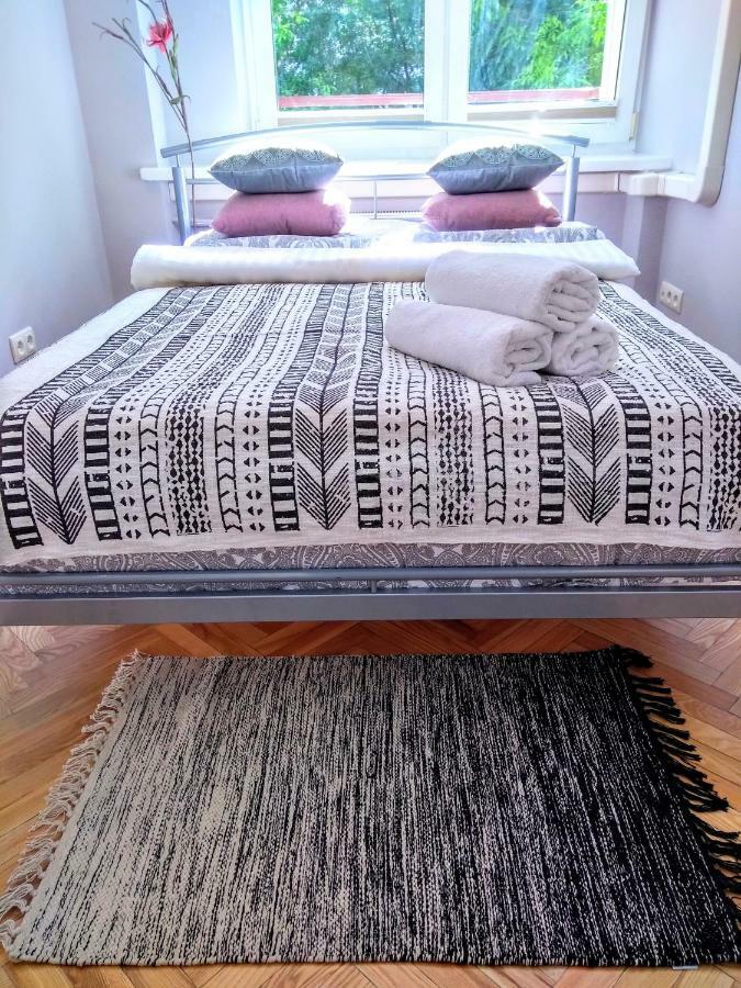 Chill & Explore By Cooee Apartments Varsovie Extérieur photo