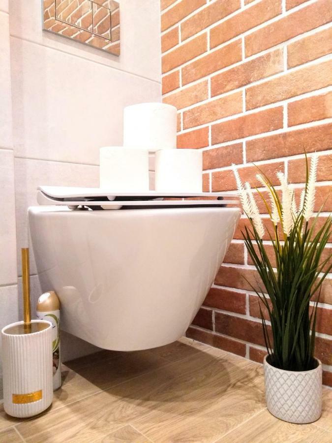 Chill & Explore By Cooee Apartments Varsovie Extérieur photo